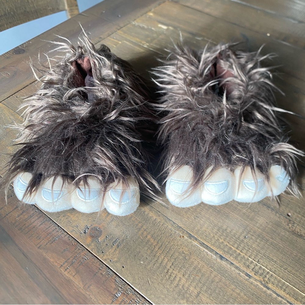Kids Lazy One Big Foot slippers